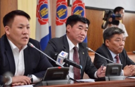 МАН-ын бүлэг ОУВС-гийн талаар ярилцаж байна