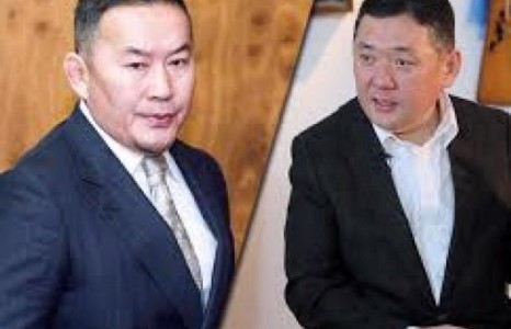 М.Энхболд 310 дарга, Х.Баттулга 130 мянган хүний саналтай сонгуулиа эхлүүлж байна