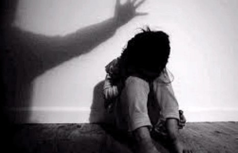 Хүүхдийн эрхийн ноцтой 7 зөрчил