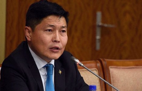 Х.НЯМБААТАР АВЛИГАЧДАД НАЙР ТАВЬЖ, ТЭДНИЙГ ӨРШӨӨХИЙГ УИХ-Д САНАЛ БОЛГОСОН УУ?