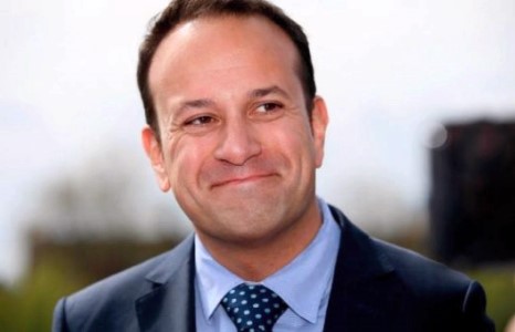 Ижил хүйстэн эр Ирландын Ерөнхий сайд болно