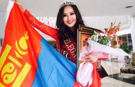 Гүнзаяа 11 орны 50 гаруй моделиудтай өрсөлдөж байна