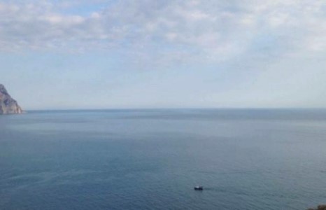 Сураггүй болсон онгоцны хэсгийг тэнгисээс олжээ