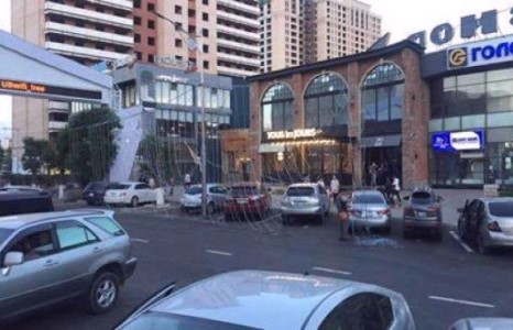 1,5 тэрбумаар босгосон гэрэлт гудамжаа буулгаж байна