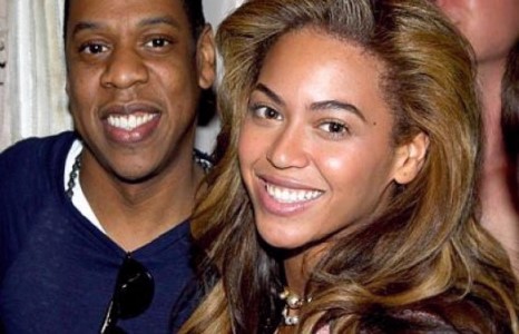 Бейонсе эмнэлэгт хүргэгдсэн байна