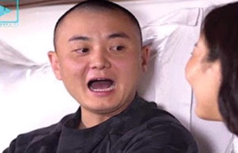 За амардаа амар гээд үсээ хусчихсан