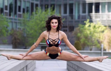 Ван Даммийн охин аавынхаа авьяасыг өвлөжээ