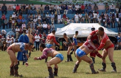 Зарим аймгийн наадам тэмдэглэх хугацааг өөрчлөв