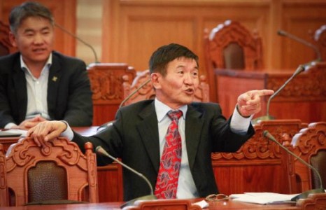 Ц.Нямдорж: “Х.Нямбаатараа эх орноосоо урвагчдад социалист, капиталист гэж байдаггүй юм за”