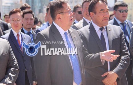 АН-ын даргын цаад санаа юу вэ?