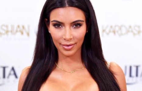 Ким Кардашиан нөлөө бүхий эмэгтэйчүдийн уузалтад оролцов