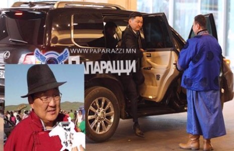 Сайн эцгийн мөнгөөр саад үгүй төрийн сэнтийд заларсан хүү.