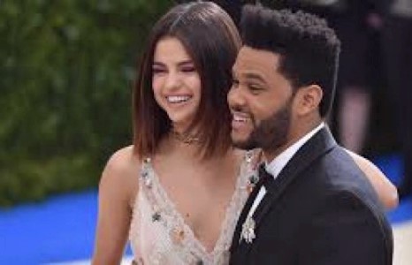 Селена Гомесыг хайртынх нь найзууд үздэггүй