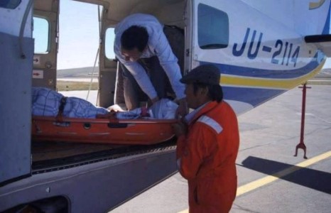 Мориноос унаж бэртсэн хүү ГССҮТ-д эмчлүүлж байна