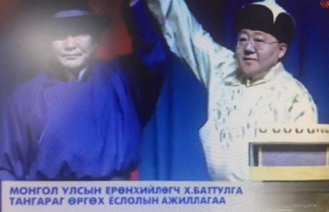 ХУУЧИН, ШИНЭ ЕРӨНХИЙЛӨГЧИД 30 ХОНОГ ХАМТРАН АЖИЛЛАЖ, ТӨРИЙН ХАР ХАЙРЦАГНЫ БОДЛОГОО УЛАМЖЛУУЛАХ ЁСТОЙ