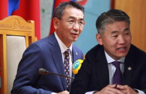 ПАРЛАМЕНТЫН ХАМГИЙН БАЯН НЬ Ж.ЭНХБАЯР, ХАМГИЙН ЯДУУ Ц.МӨНХ-ОРГИЛ