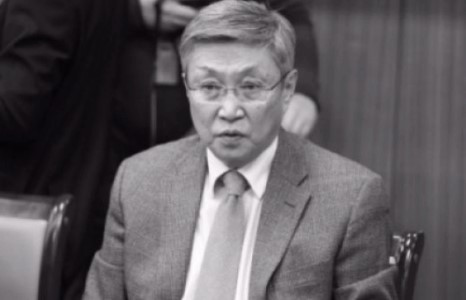 Ерөнхийлөгч Х.Баттулга Элчин Сайд С.Баярыг эргүүлэн татах уу?