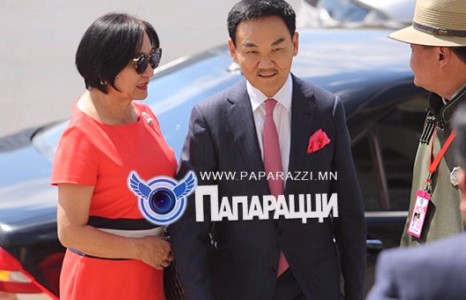 Хийгүй Экс Ерөнхийлөгч 