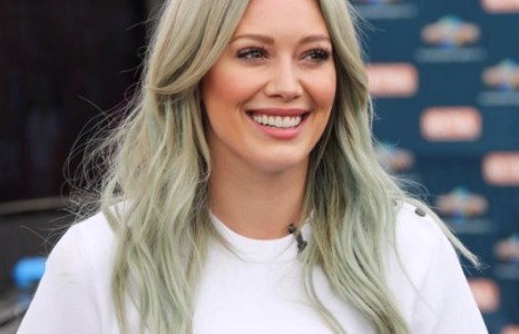 Хилари Дафф хулгайд өртжээ