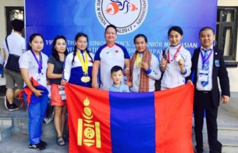 М.Анхцэцэг Азийн хошой аварга болжээ