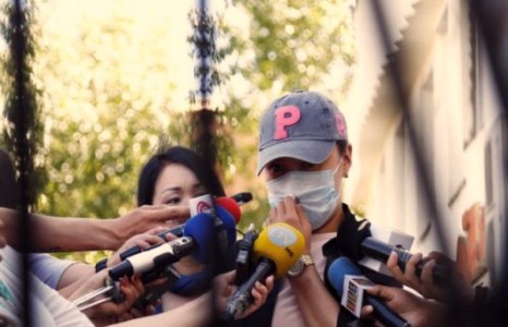 “Д.Гантулга миний дүүгийн хоёр гарыг нь гөжөөд, 10-аад минут хүчирхийлсэн гэсэн”