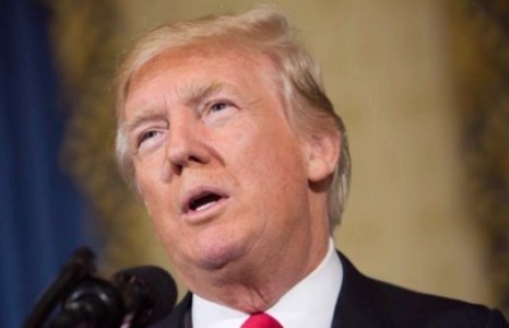 Дональд Трамп трансжендэр хүмүүсийг АНУ-ын армид алба хаахыг хоригложээ