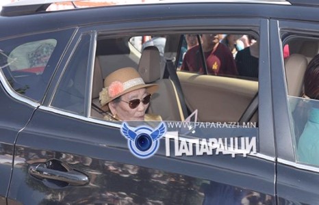 Сайн үртэй хүн алздаггүй гэнэ лээ