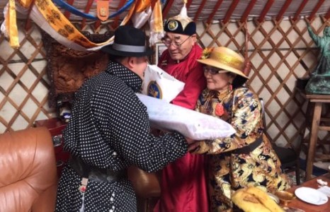 ЕРӨНХИЙЛӨГЧ Х.БАТТУЛГА ГАВЬЯАТ ТЭЭВЭРЧИН Д.ДОЛГОРСҮРЭНГИЙН ГАЛД ЗОЧЛОВ