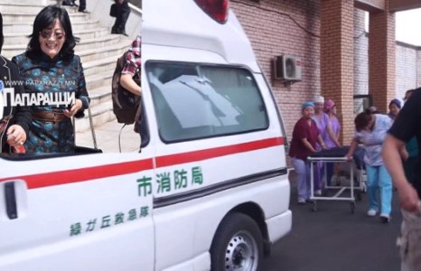 А.Цогцэцэгийн тушаалаар сурталчигаанд явж байсан эмч нар осолд оржээ