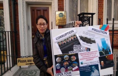 Лондон дахь Монголчууд С.Баярыг эгүүлэн татах хүртэл дахин жагсана гэв