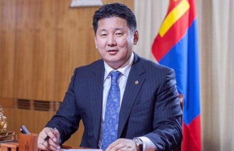 “Топор” У.Хүрэлсүхийг удахгүй оймсдоно