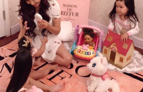 Дуучин Ану гүнжүүдэд зав гаргана