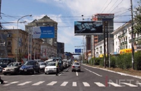 Баруун 4 замаас зүүн 4 зам хүртэл зүүн гар тийш эргэдэггүй болно