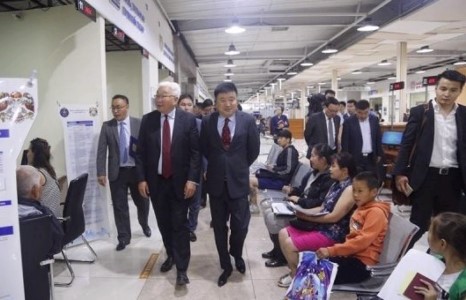 Нийслэлчүүд Су.Батболд мээрийг зүхэж Э.Бат-Үүл даргыг санагалзаж байна