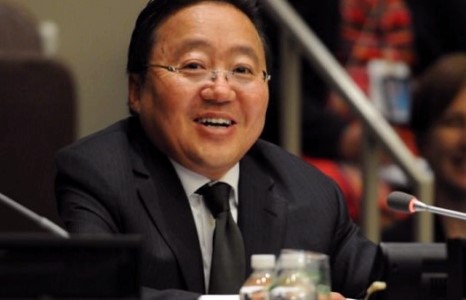 Ц.Элбэгдорж дөрвөн жилийн хугацаанд төрийн хамгаалалтад авч насан туршид нь цалин олгохоор болжээ