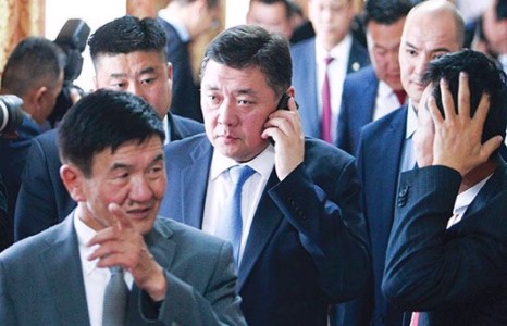 Эрх баригчид аа, 500 сая ам.долларын бондын төлөлт хийхэд 70 хоног үлдлээ. ХЭРХЭН ТӨЛӨХ ВЭ