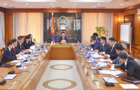 М.Энхболдын “хөрөнгө оруулалттай” улс төрийн “хамтлаг” бутрахаар байна