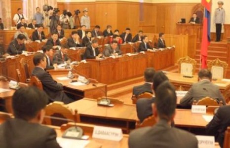 Ерөнхий сайдыг 30 хоногийн дотор томилно, намын даргыг 45 хоногийн дараа сонгоно