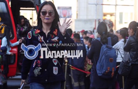 Хэл ам ихтэй Ариука авьяастай юу? Үгүй юу?