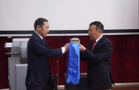 Боловсролын салбарыг бохирдуулсан томилгоонууд