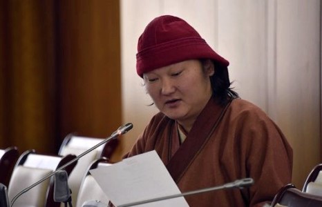 Бие даагч гишүүн С.Жавхлан хуралдаандаа ирлээ