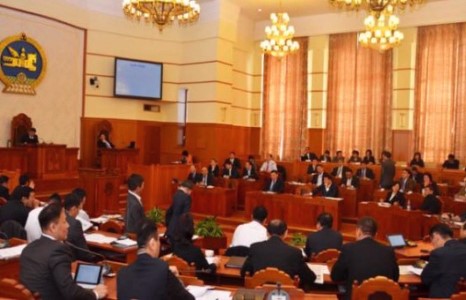 Засгийн газрыг огцруулах асуудлыг хэлэлцэж эхэллээ