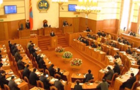 У.Хүрэлсүхийн Засгийн газрын сайд нар 100% давхар дээлтэй байх уу?