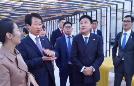 Улаанбаатар хот руу шууд нислэг хийдэг “Air Busan” компанид хотын дарга С.Батболд зочиллоо