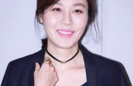 Ким Ха Ныль анхны хүүхдээ хүлээж байна