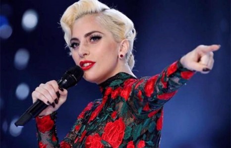 Лэди Гага хүмүүсийг айлгав