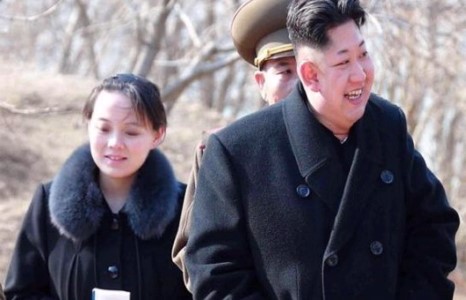 Трампыг нохойтой зүйрлэсэн сайд тушаал дэвшжээ