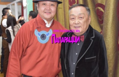 Бондгор дуучин эр