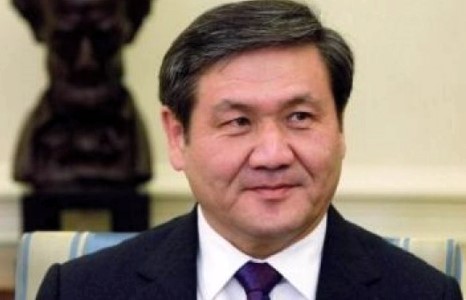 Б.Жаргалсайхан: Н. Энхбаяр машинаа журамлуулаад