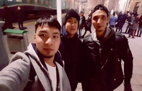 Жүжигчин Шинэбаяр Арабыг зорьсон байна